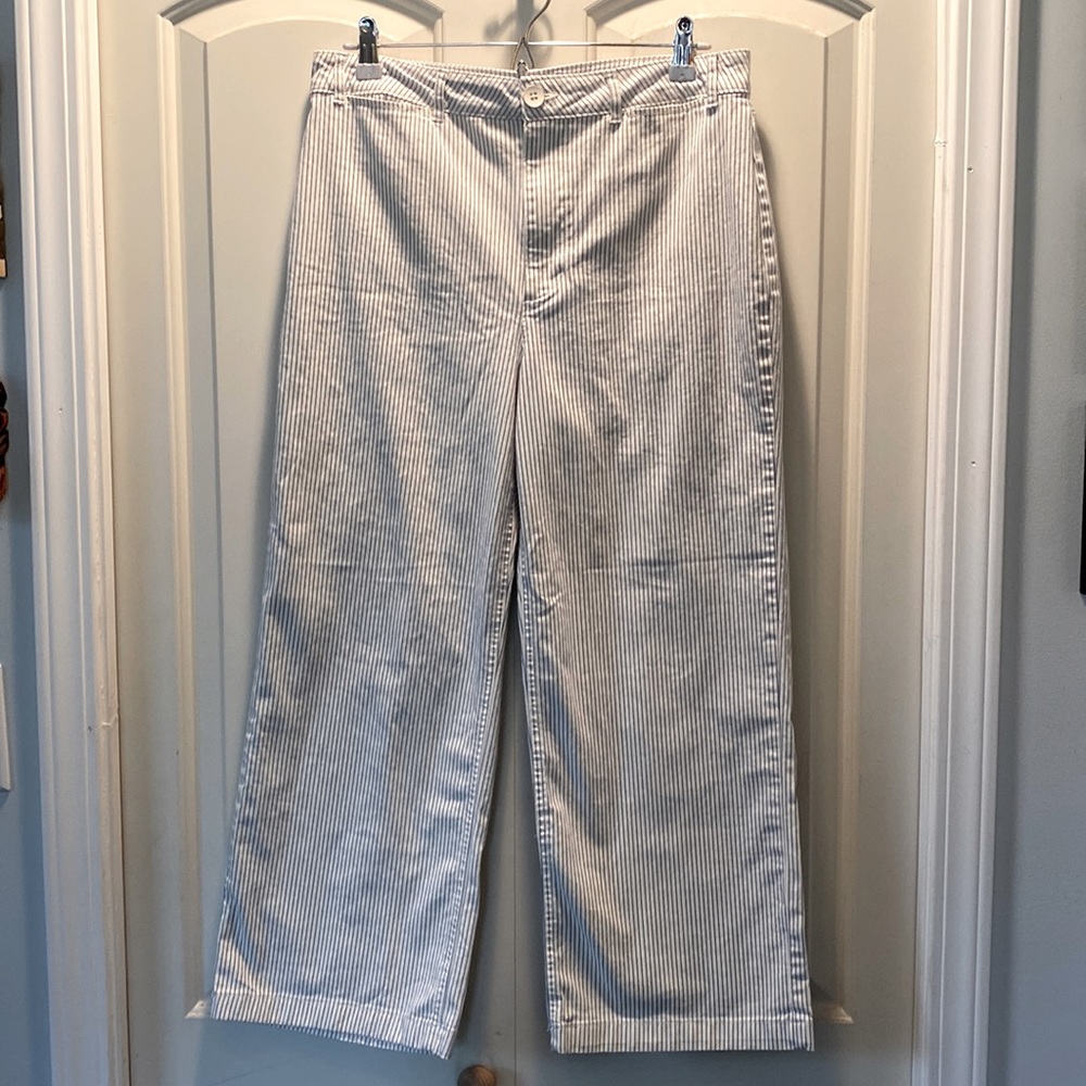 Old Navy wide-leg pants
